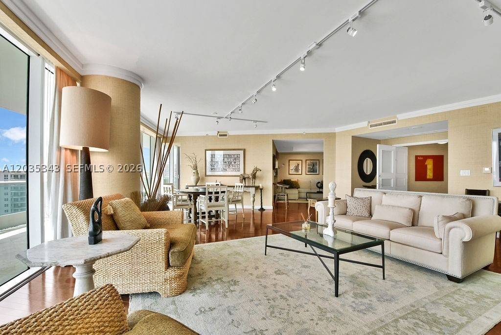 Real estate property located at 19955 38th Ct #1701, Miami-dade, Towers Of Porto Vita-sout, Aventura, FL