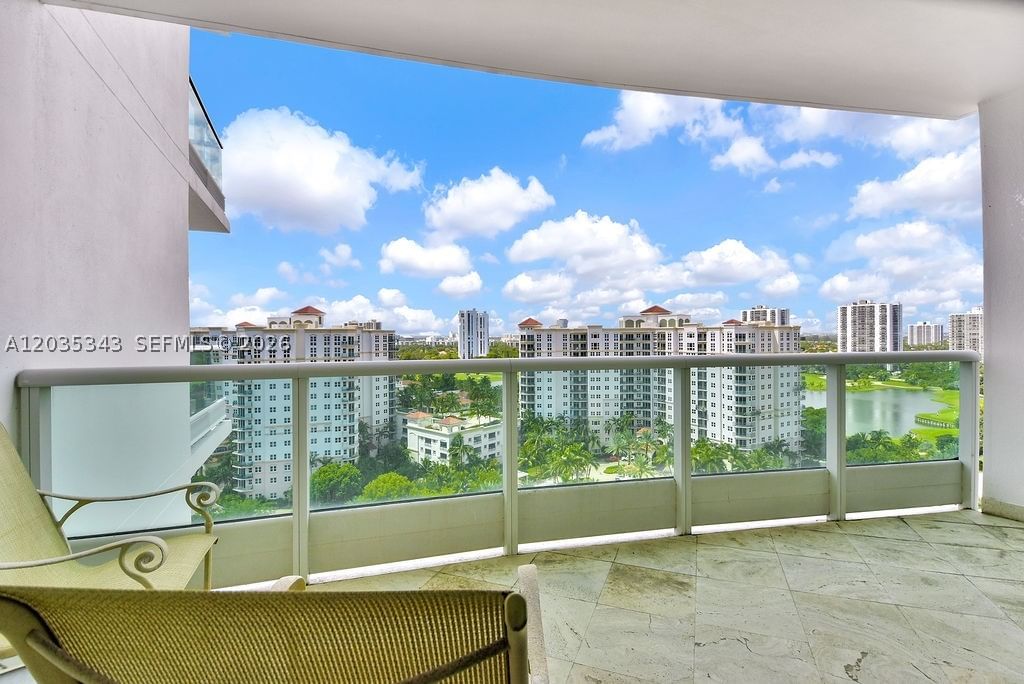 Real estate property located at 19955 38th Ct #1701, Miami-dade, Towers Of Porto Vita-sout, Aventura, FL