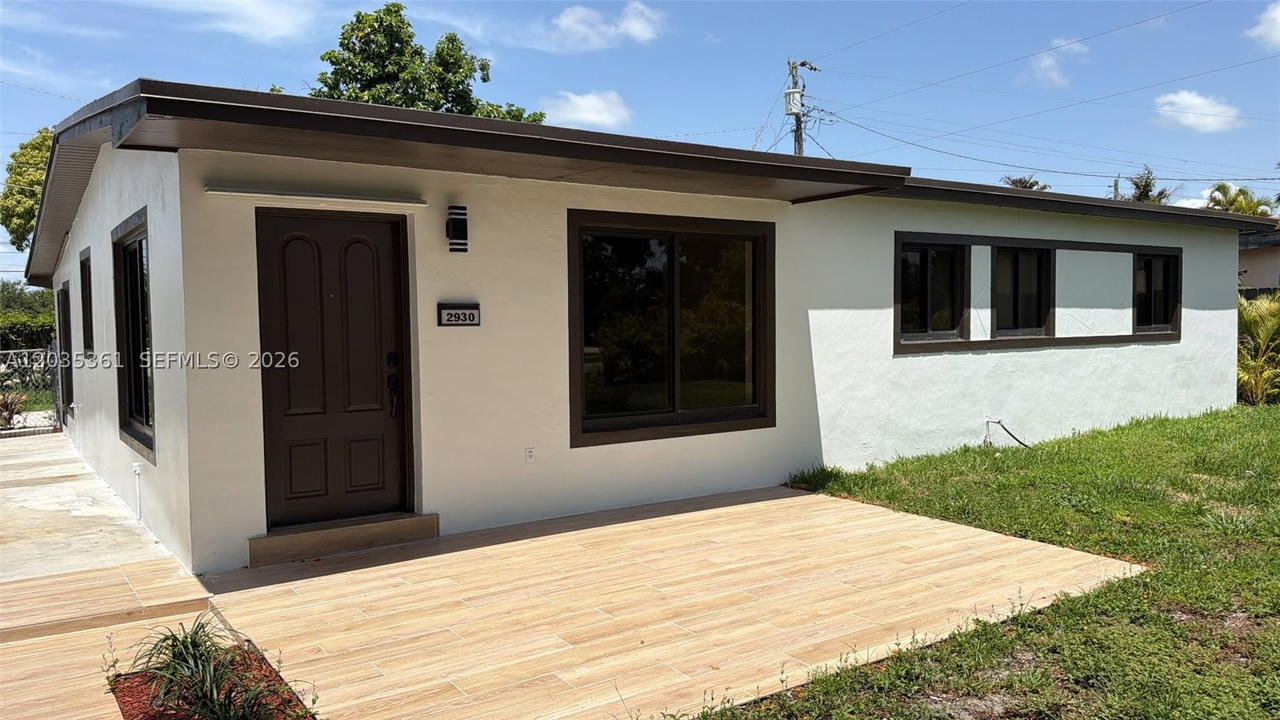 Real estate property located at 2930 106th Ave, Miami-dade, West Coral Park, Miami, FL