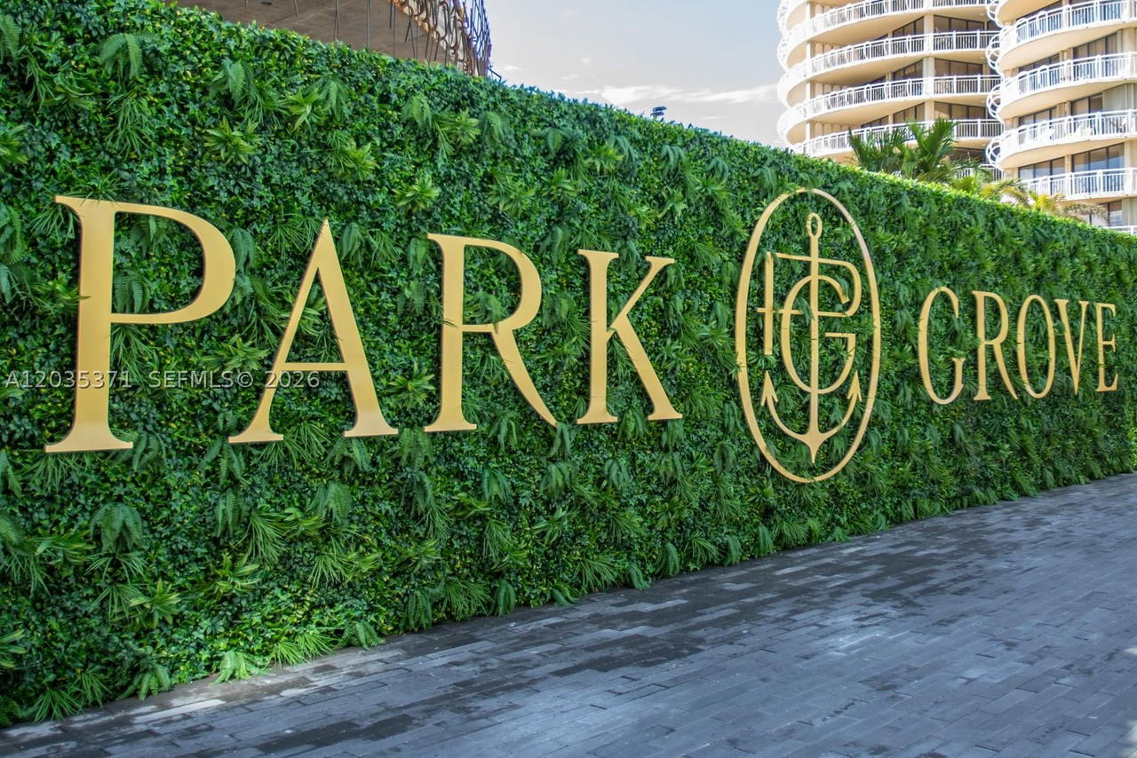 Real estate property located at 2821 Bayshore Dr #20D, Miami-dade, Two Park Grove Condo, Miami, FL