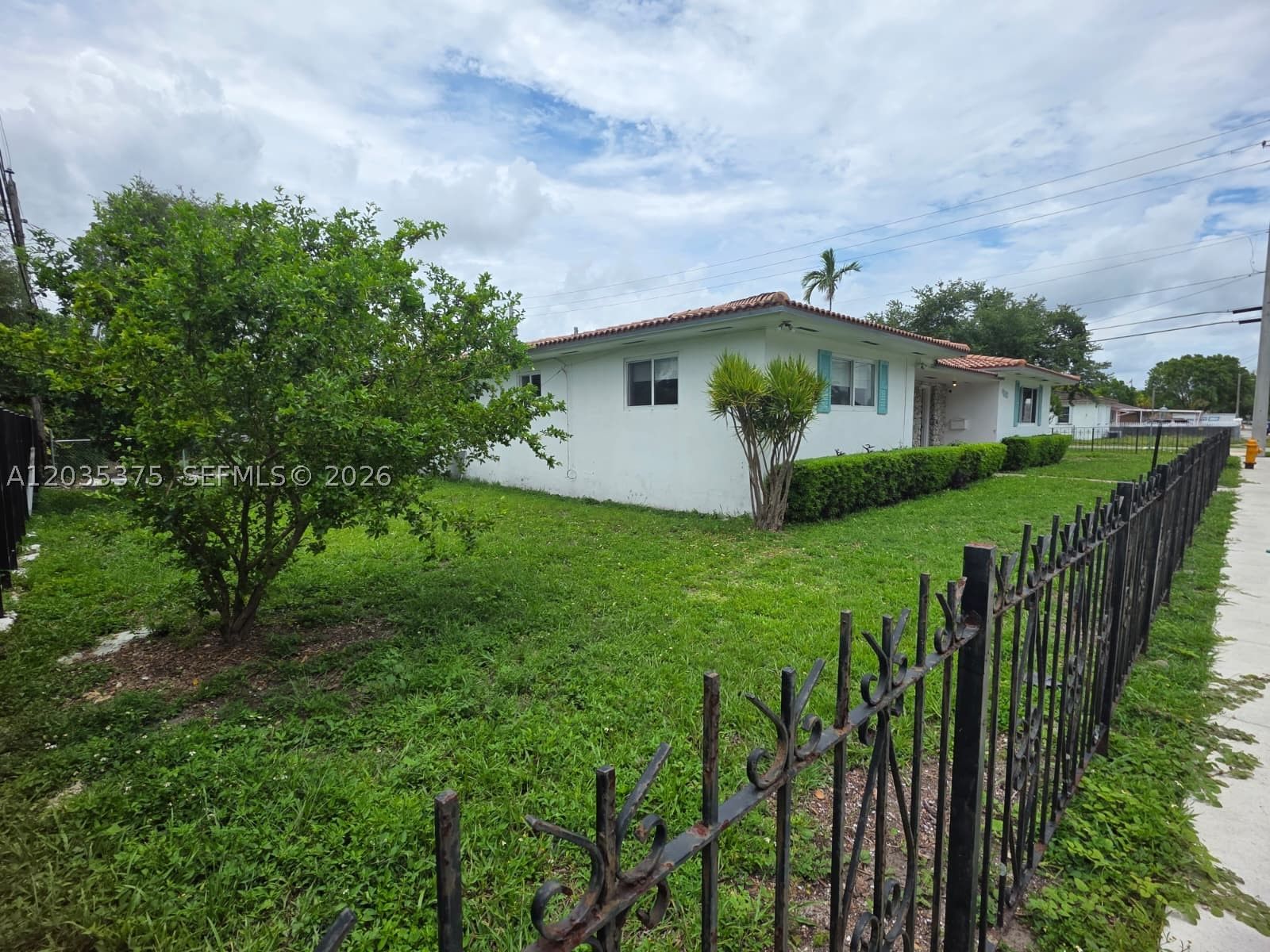 Real estate property located at 4990 31st Ave, Miami-dade, Home Owners Paradise, Miami, FL