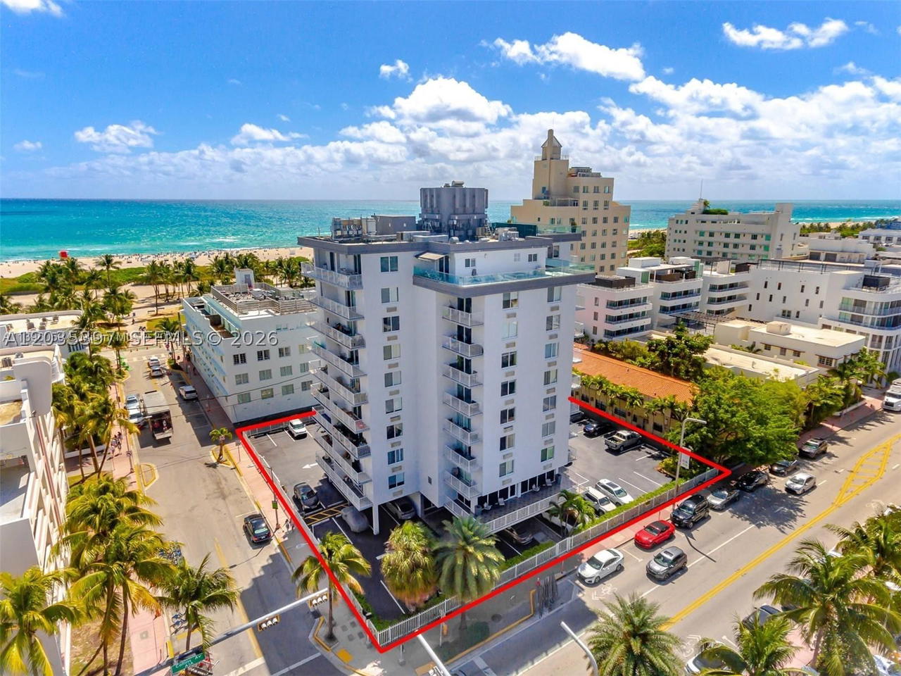 Real estate property located at 1255 Collins Ave #208, Miami-dade, Islander Condo Apts, Miami Beach, FL