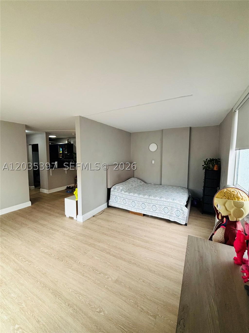 Real estate property located at 1255 Collins Ave #208, Miami-dade, Islander Condo Apts, Miami Beach, FL