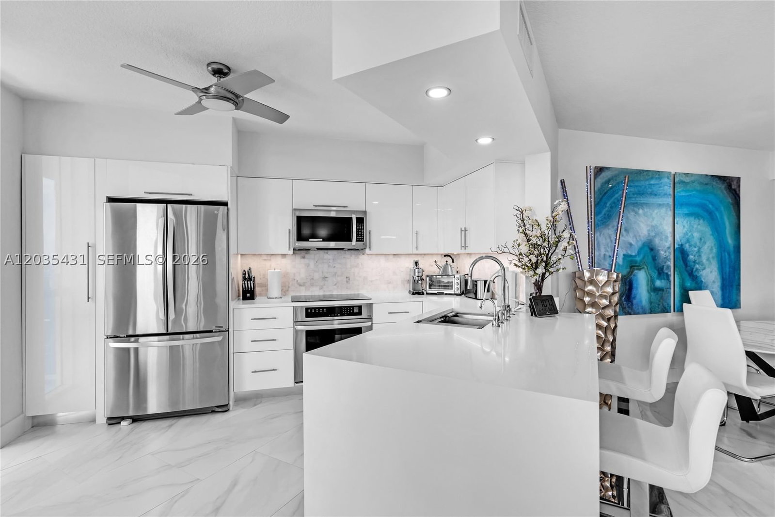 Real estate property located at 347 New River Dr E #1904, Broward, Watergarden Condo, Fort Lauderdale, FL