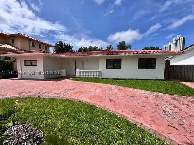 Real estate property located at 215 187th St, Miami-dade, Golden Shores Ocean Blvd, Sunny Isles Beach, FL