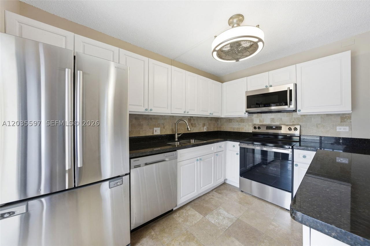 Real estate property located at 909 9th Ter, Palm Beach, Glenwood Twnhs, Palm Beach Gardens, FL