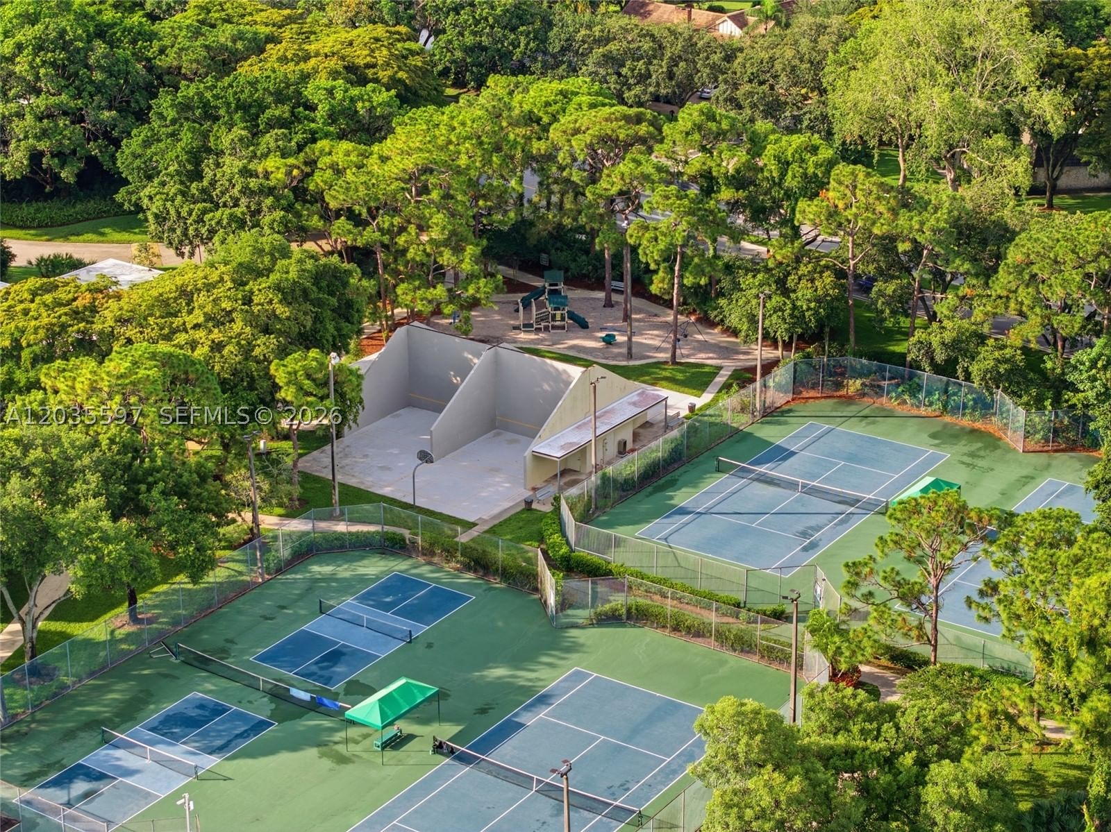 Real estate property located at 909 9th Ter, Palm Beach, Glenwood Twnhs, Palm Beach Gardens, FL