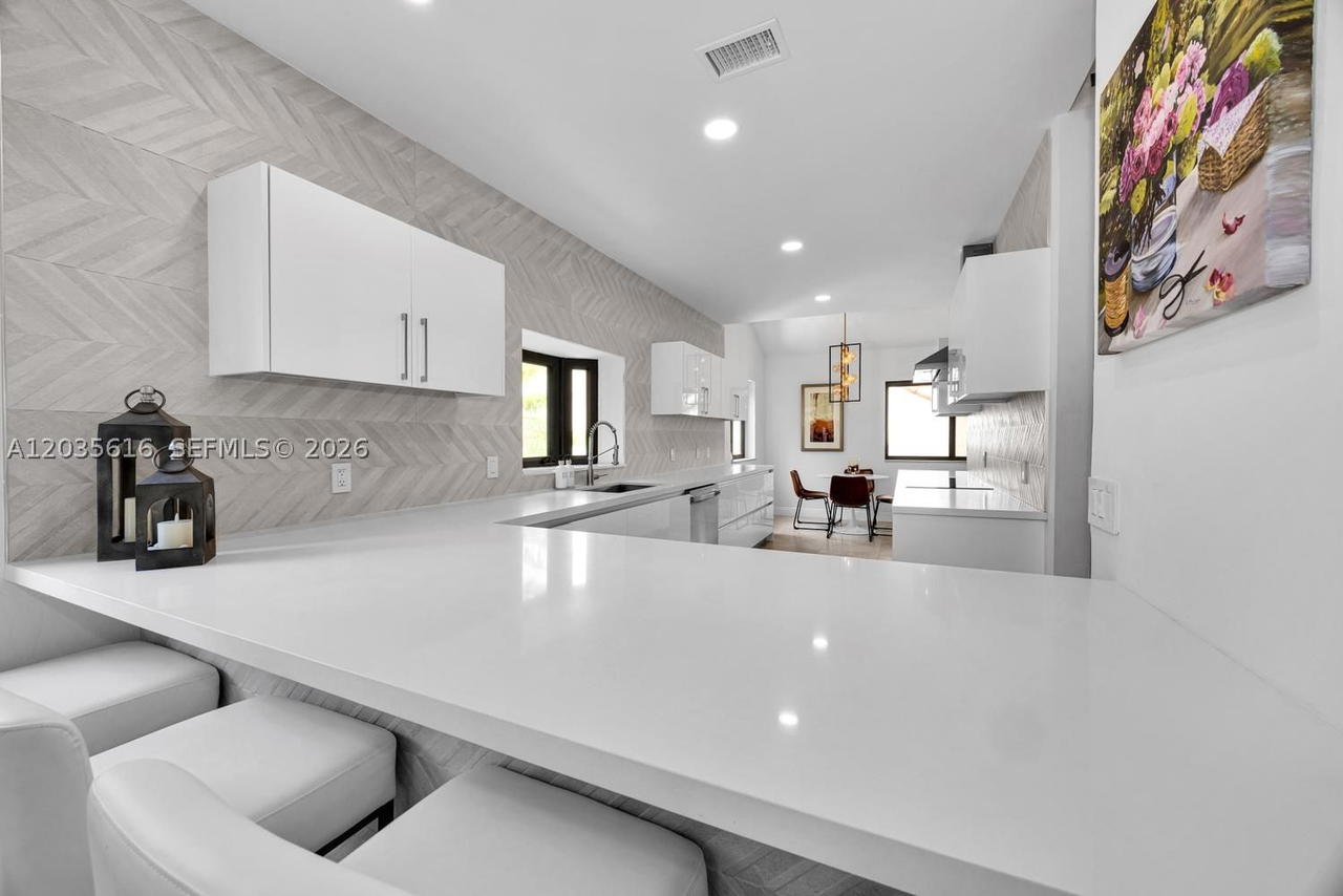 Real estate property located at 2000 Bayshore Dr #65, Miami-dade, L Hermitage, Miami, FL