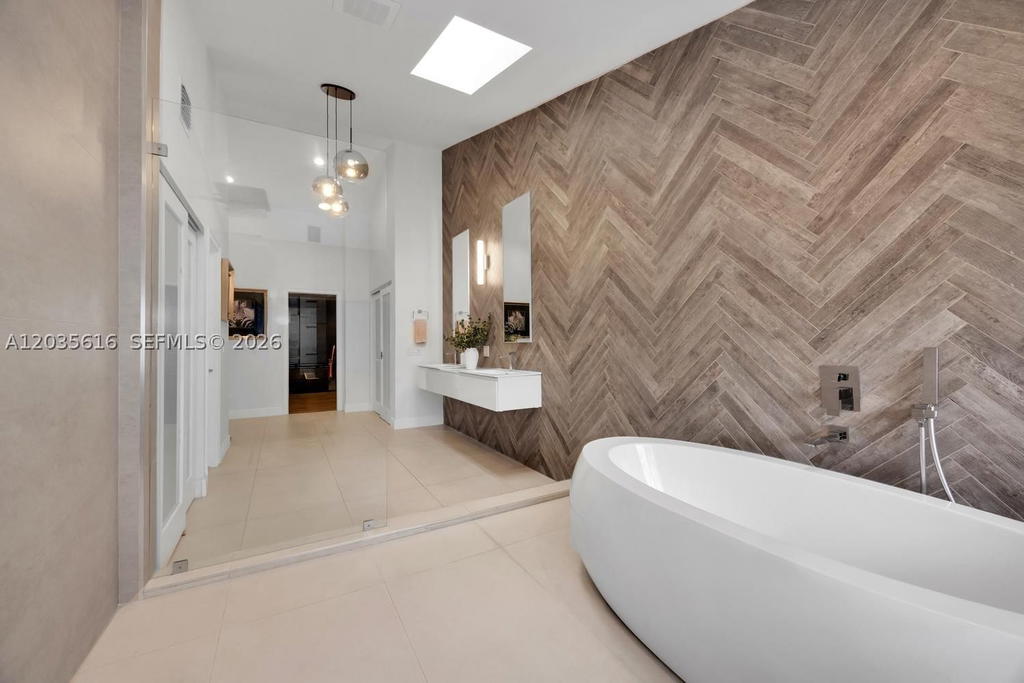 Real estate property located at 2000 Bayshore Dr #65, Miami-dade, L Hermitage, Miami, FL