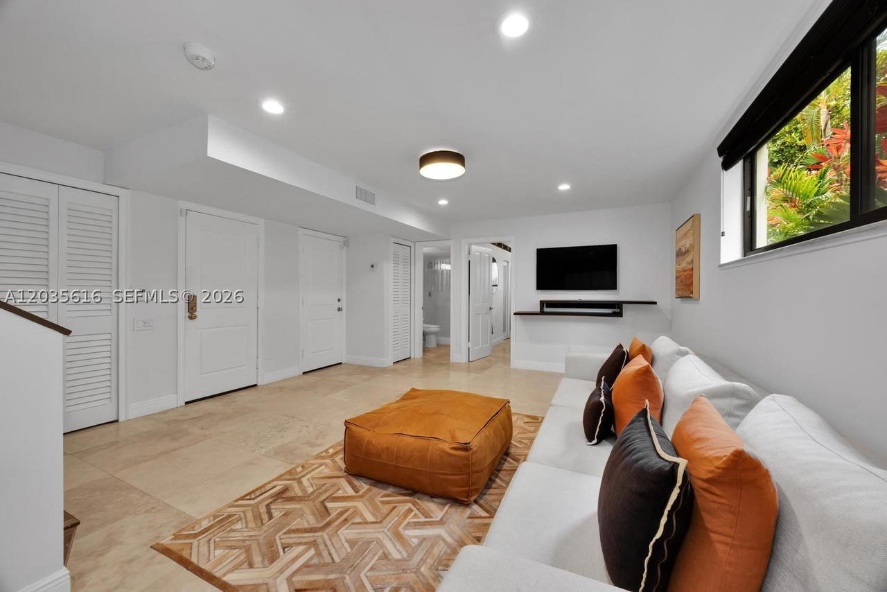 Real estate property located at 2000 Bayshore Dr #65, Miami-dade, L Hermitage, Miami, FL