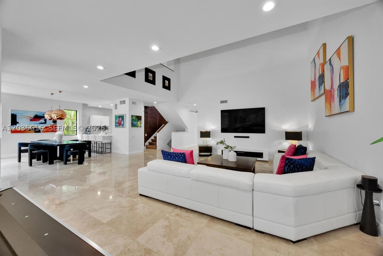 Real estate property located at 2000 Bayshore Dr #65, Miami-dade, L Hermitage, Miami, FL