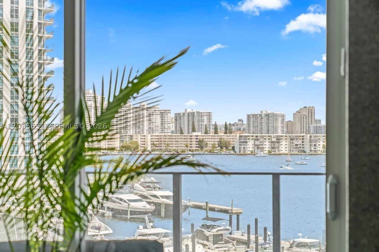 Real estate property located at 17111 Biscayne Blvd #503, Miami-dade, Marina Palms Residences S, North Miami Beach, FL