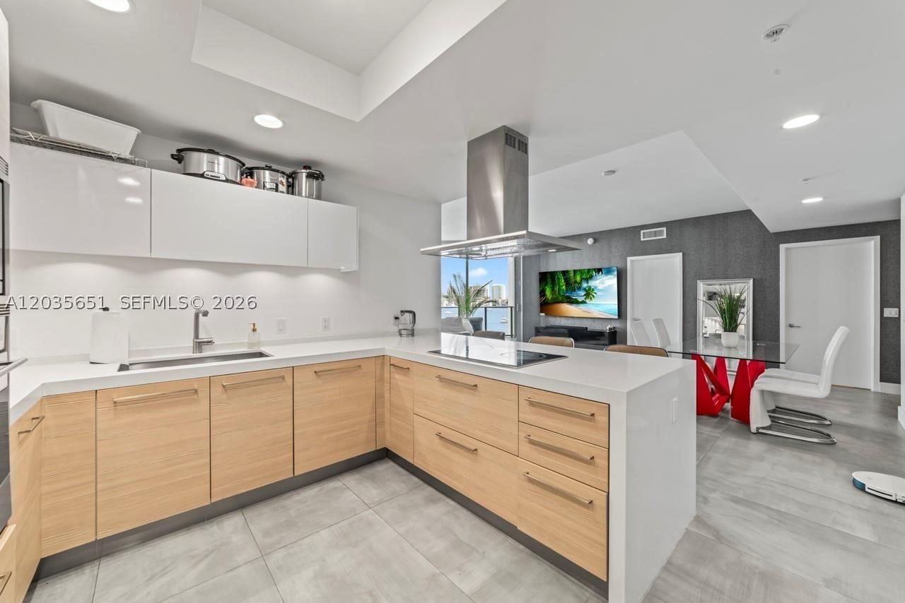 Real estate property located at 17111 Biscayne Blvd #503, Miami-dade, Marina Palms Residences S, North Miami Beach, FL