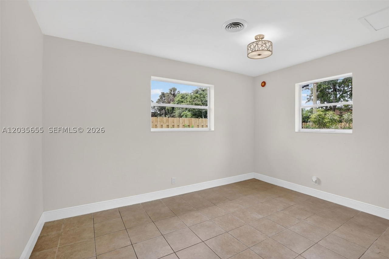 Real estate property located at 6250 14th St, Broward, Sunrise Golf Village Sec, Sunrise, FL