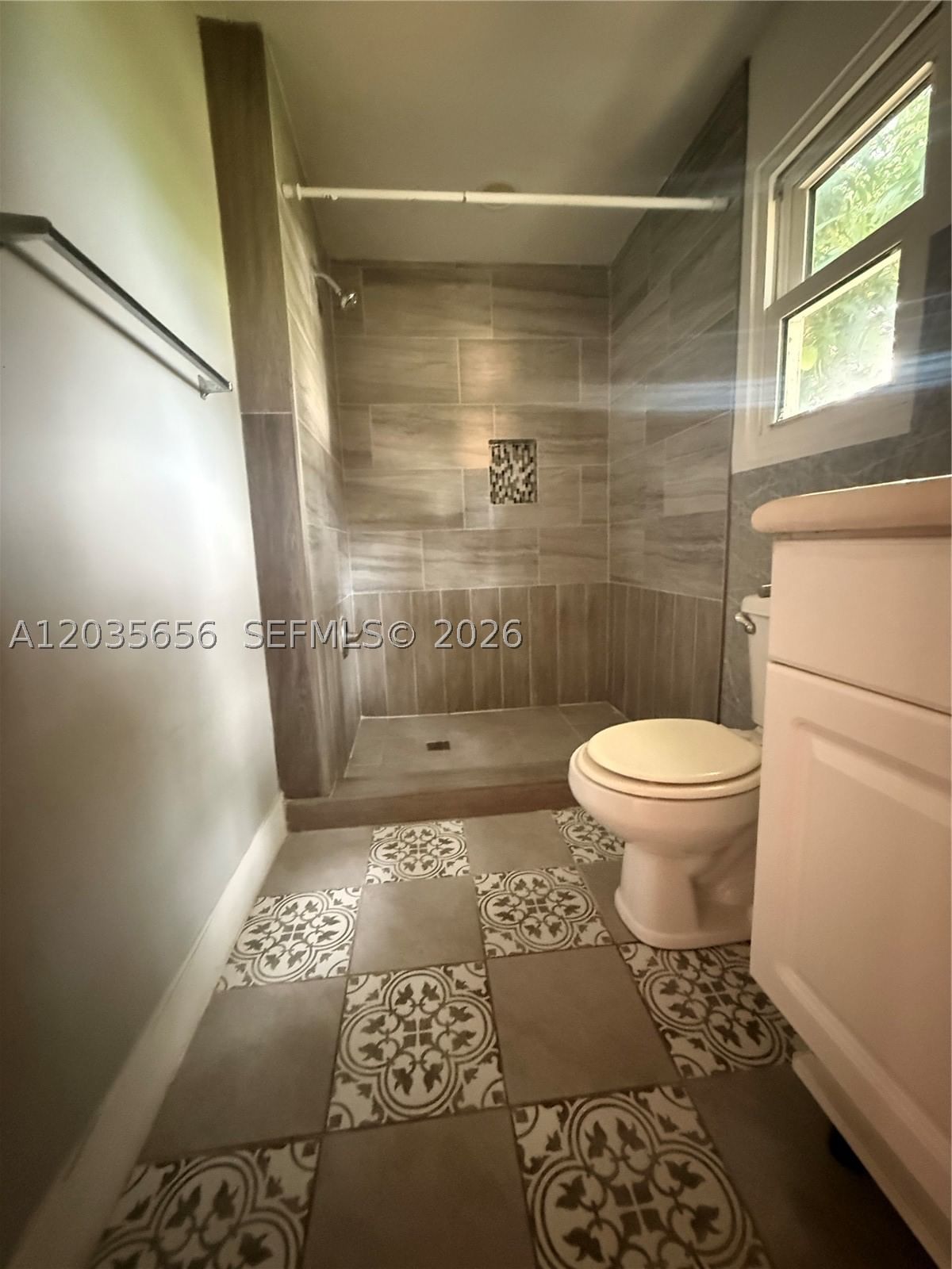 Real estate property located at 607 Sabal ave, Hendry, Montura, Clewiston, FL