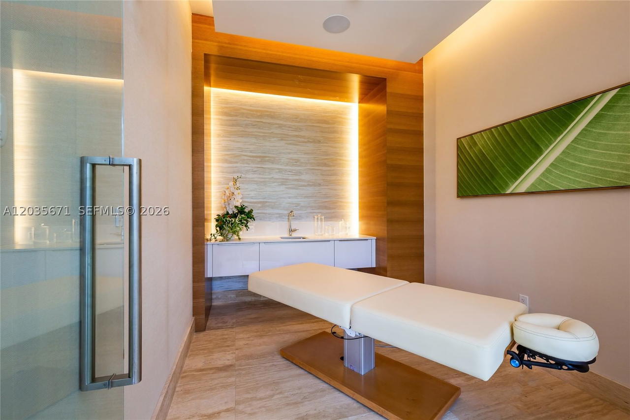 Real estate property located at 16385 Biscayne Blvd #1805, Miami-dade, The Harbour North Condo, North Miami Beach, FL