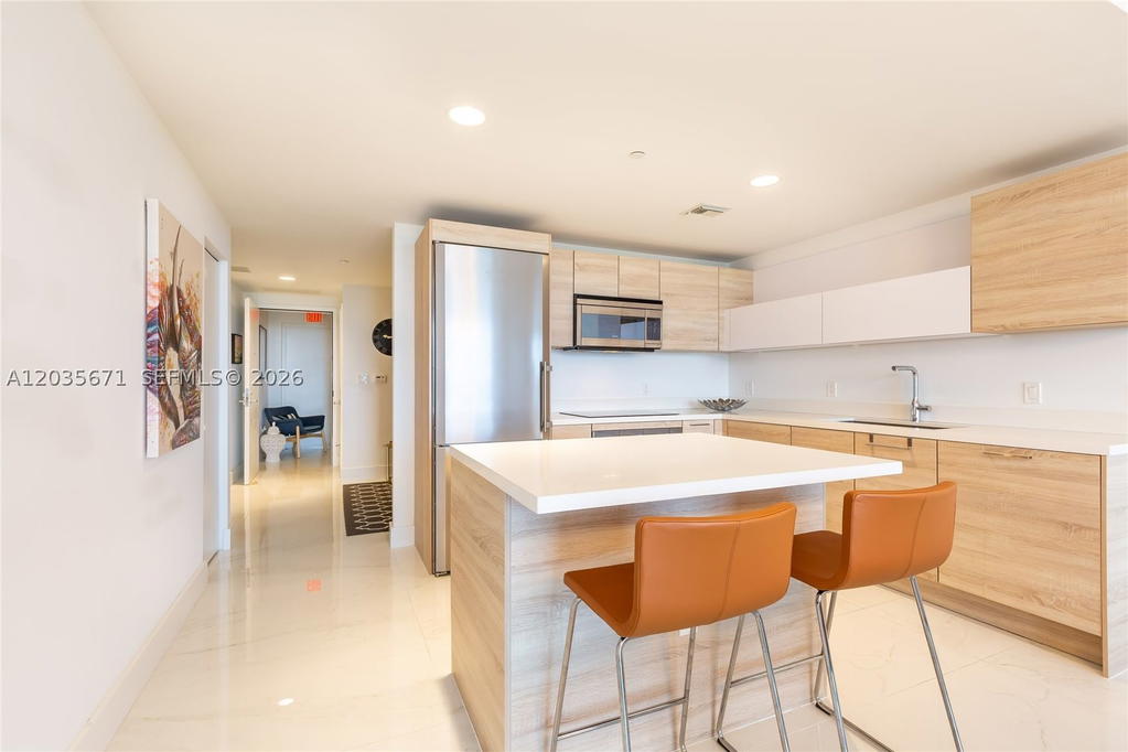 Real estate property located at 16385 Biscayne Blvd #1805, Miami-dade, The Harbour North Condo, North Miami Beach, FL