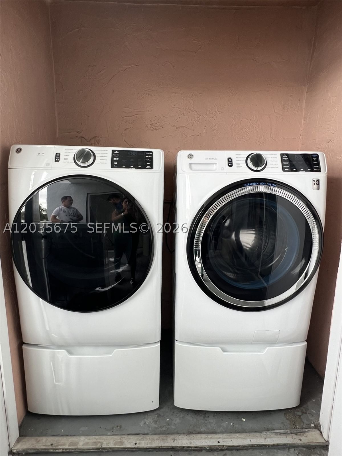 Real estate property located at 8600 212th St #208, Miami-dade, Le Club At Old Cutler Con, Cutler Bay, FL
