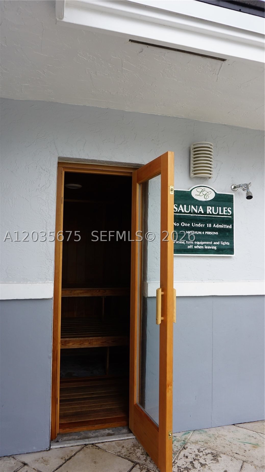 Real estate property located at 8600 212th St #208, Miami-dade, Le Club At Old Cutler Con, Cutler Bay, FL