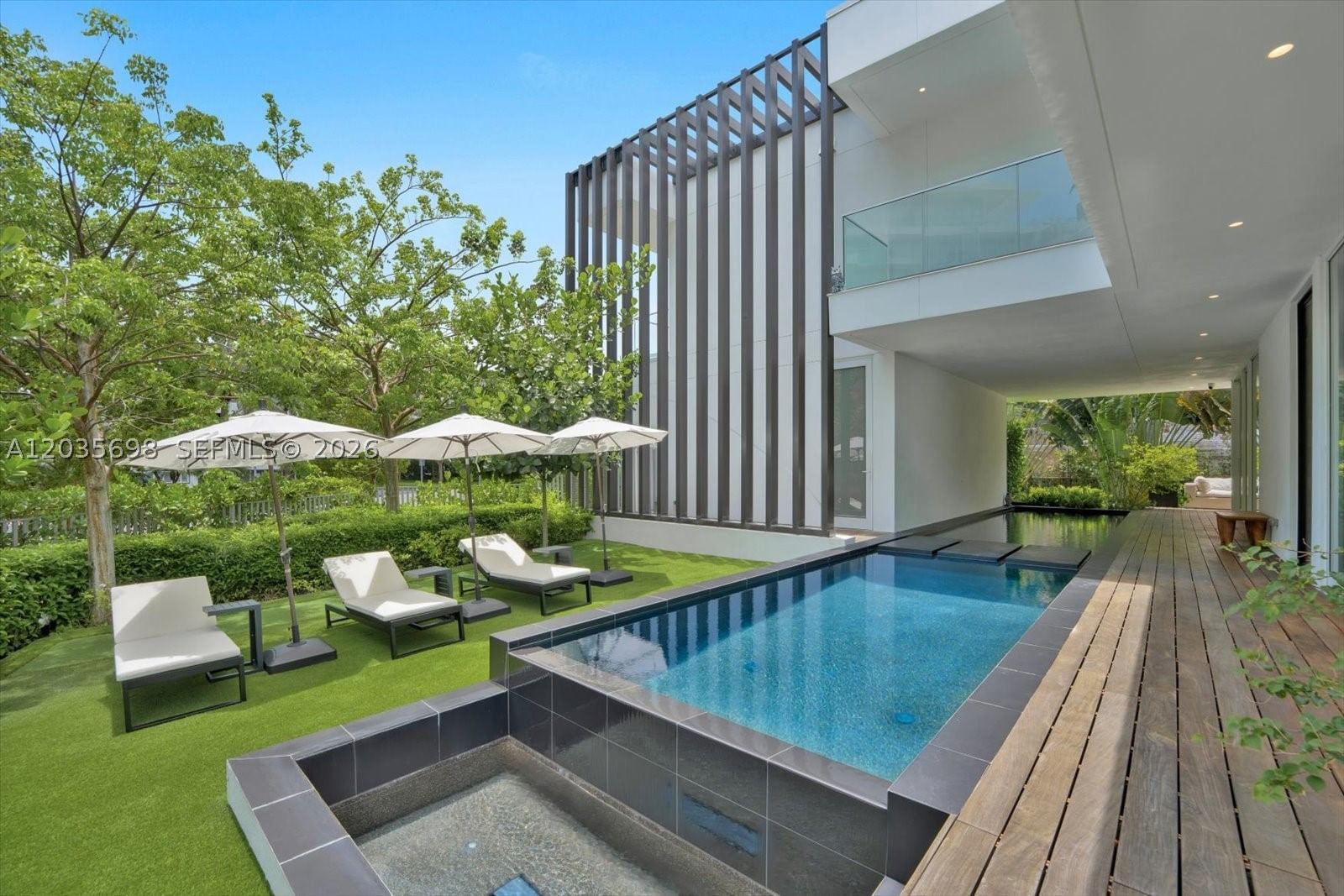 Real estate property located at 810 47 CT, Miami-dade, 4701 North Meridian Condo, Miami Beach, FL