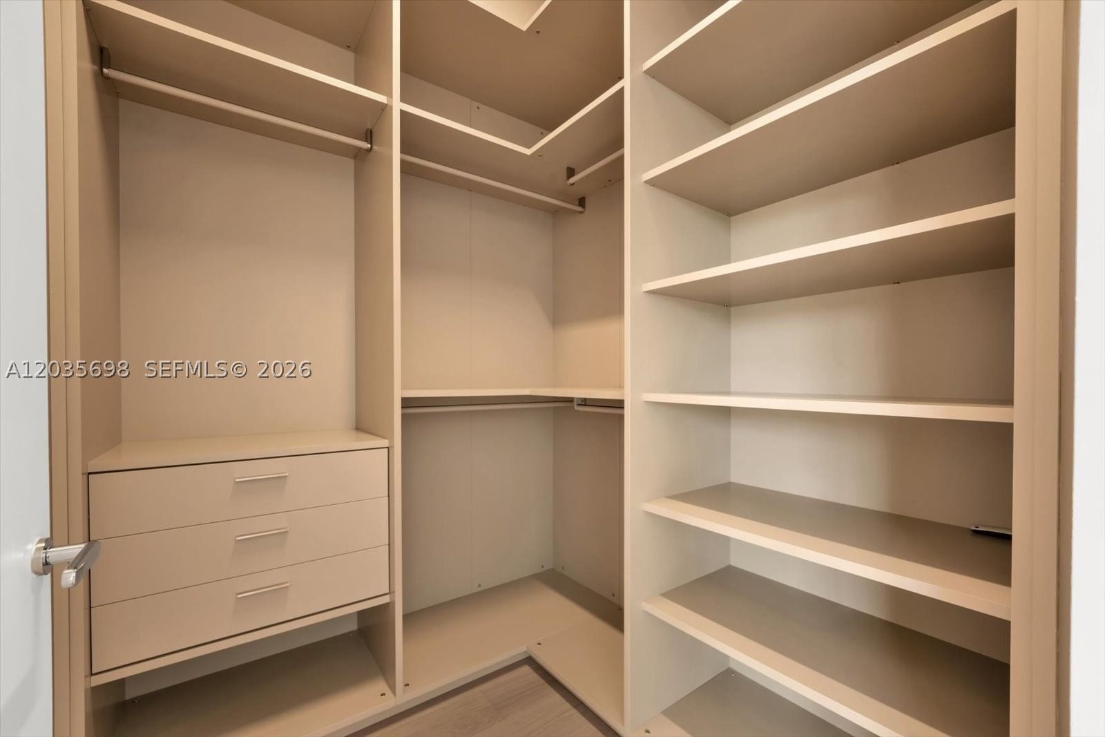 Real estate property located at 810 47 CT, Miami-dade, 4701 North Meridian Condo, Miami Beach, FL