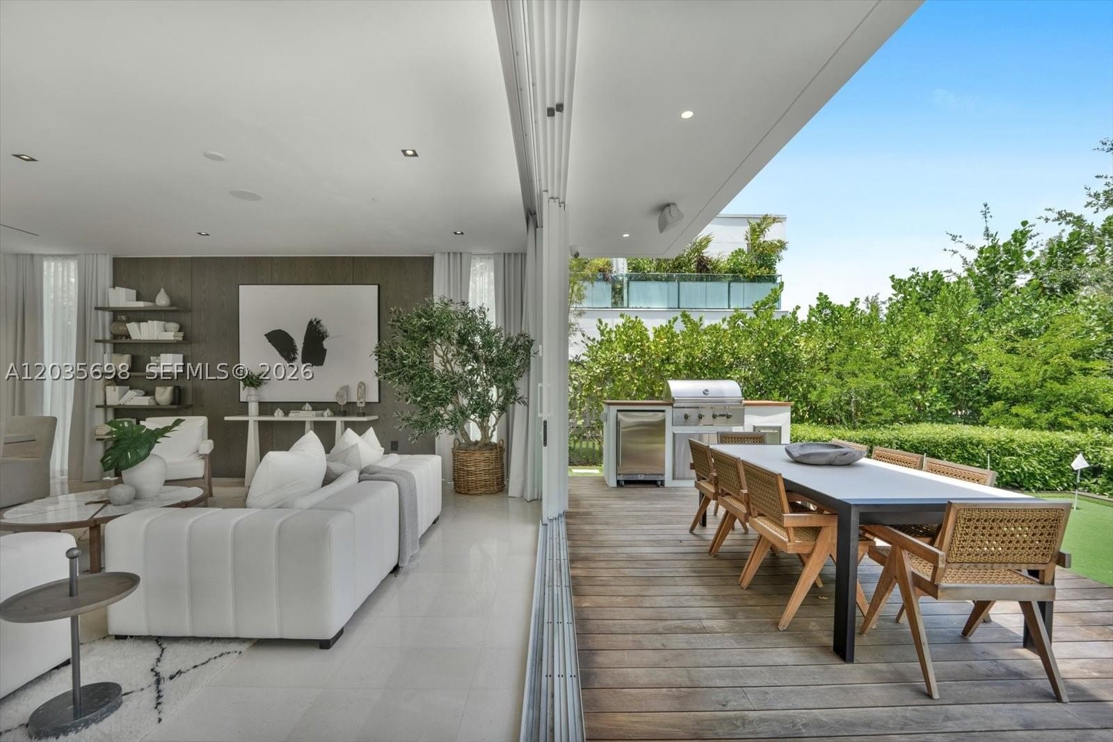 Real estate property located at 810 47 CT, Miami-dade, 4701 North Meridian Condo, Miami Beach, FL