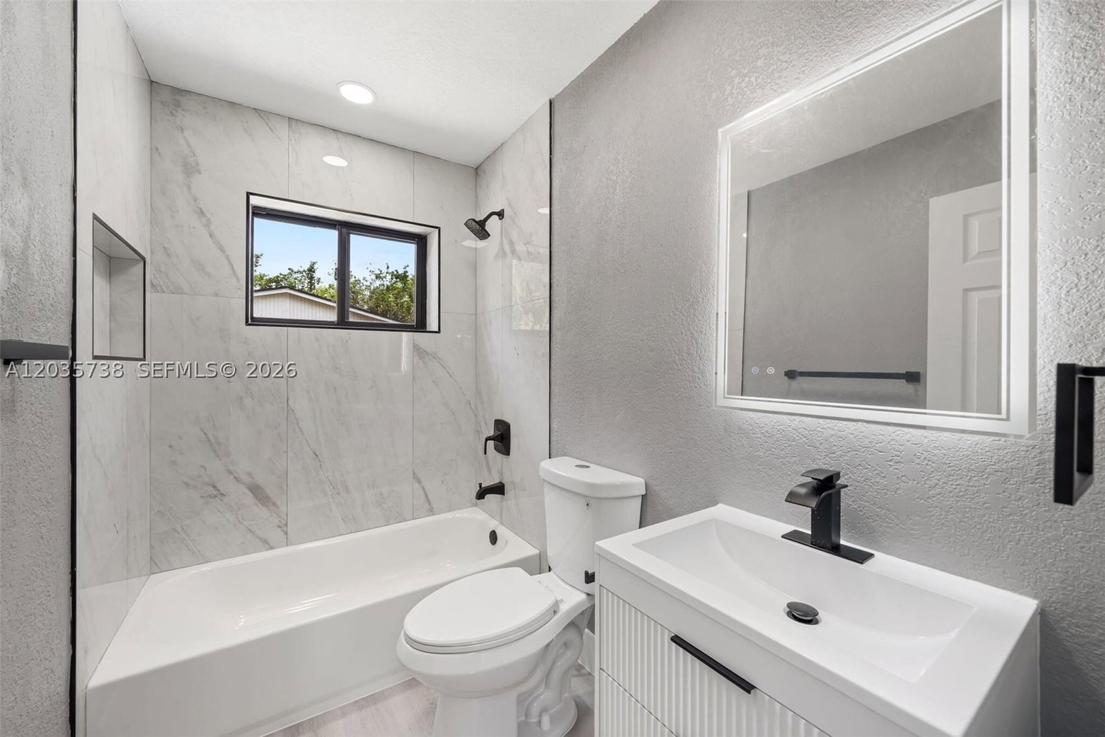 Real estate property located at 1944 2nd Ave, Broward, Kendall Green Sec B 44-18, Pompano Beach, FL