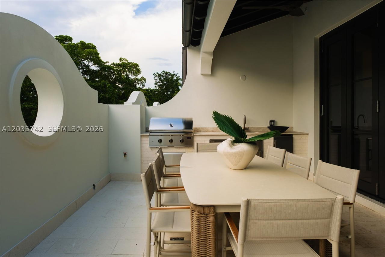Real estate property located at 504 Malaga Ave T6, Miami-dade, Coral Gables Biltmore Sec, Coral Gables, FL