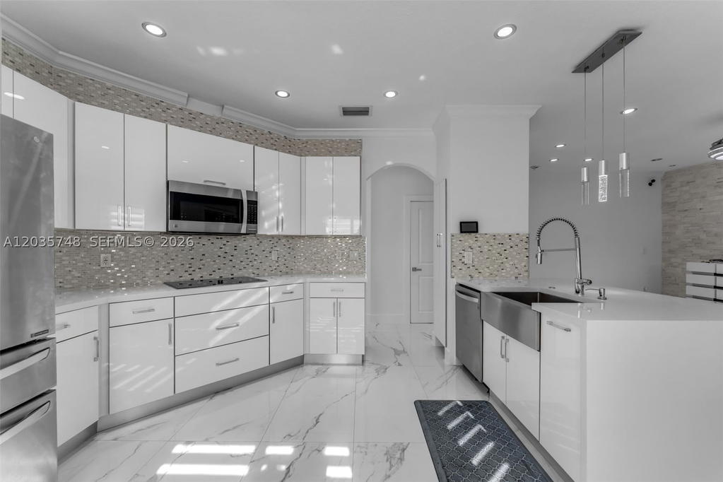 Real estate property located at 1655 145th Ave, Miami-dade, West Winds Homes, Miami, FL