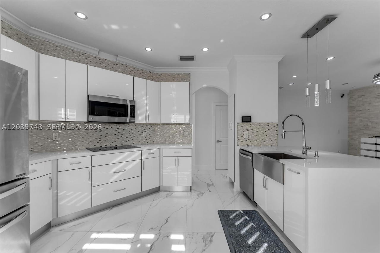 Real estate property located at 1655 145th Ave, Miami-dade, West Winds Homes, Miami, FL