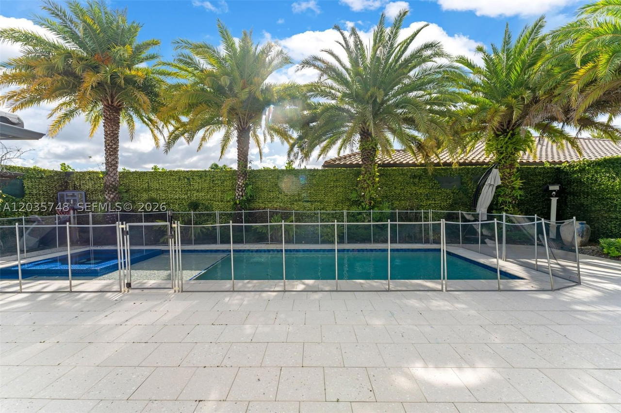 Real estate property located at 1655 145th Ave, Miami-dade, West Winds Homes, Miami, FL