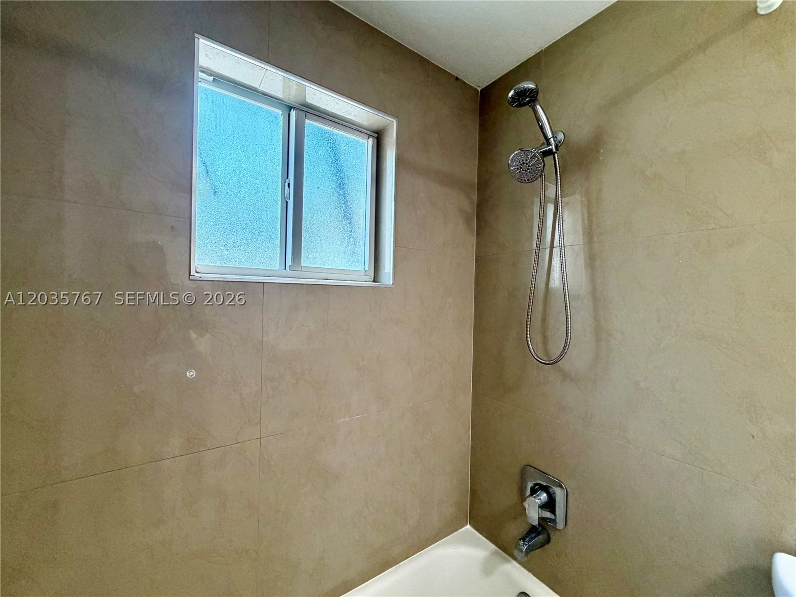 Real estate property located at 4271 5th St #128, Broward, Sundance At Plantation Co, Plantation, FL