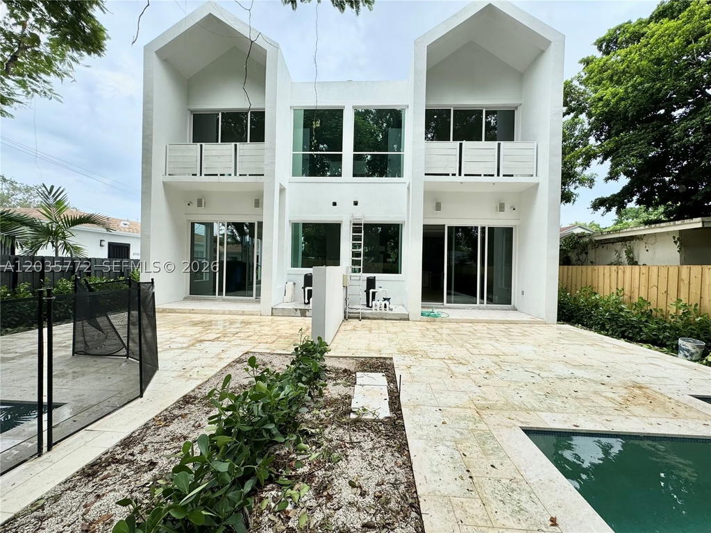 Real estate property located at 5728 5th Ct TH-2, Miami-dade, Buena Vista Gardens, Miami, FL