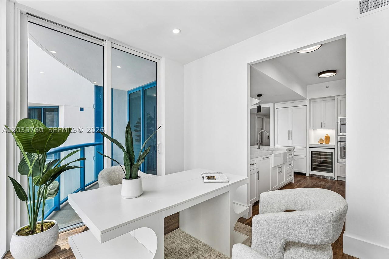 Real estate property located at 333 Las Olas Way #3503, Broward, Las Olas River House Cond, Fort Lauderdale, FL