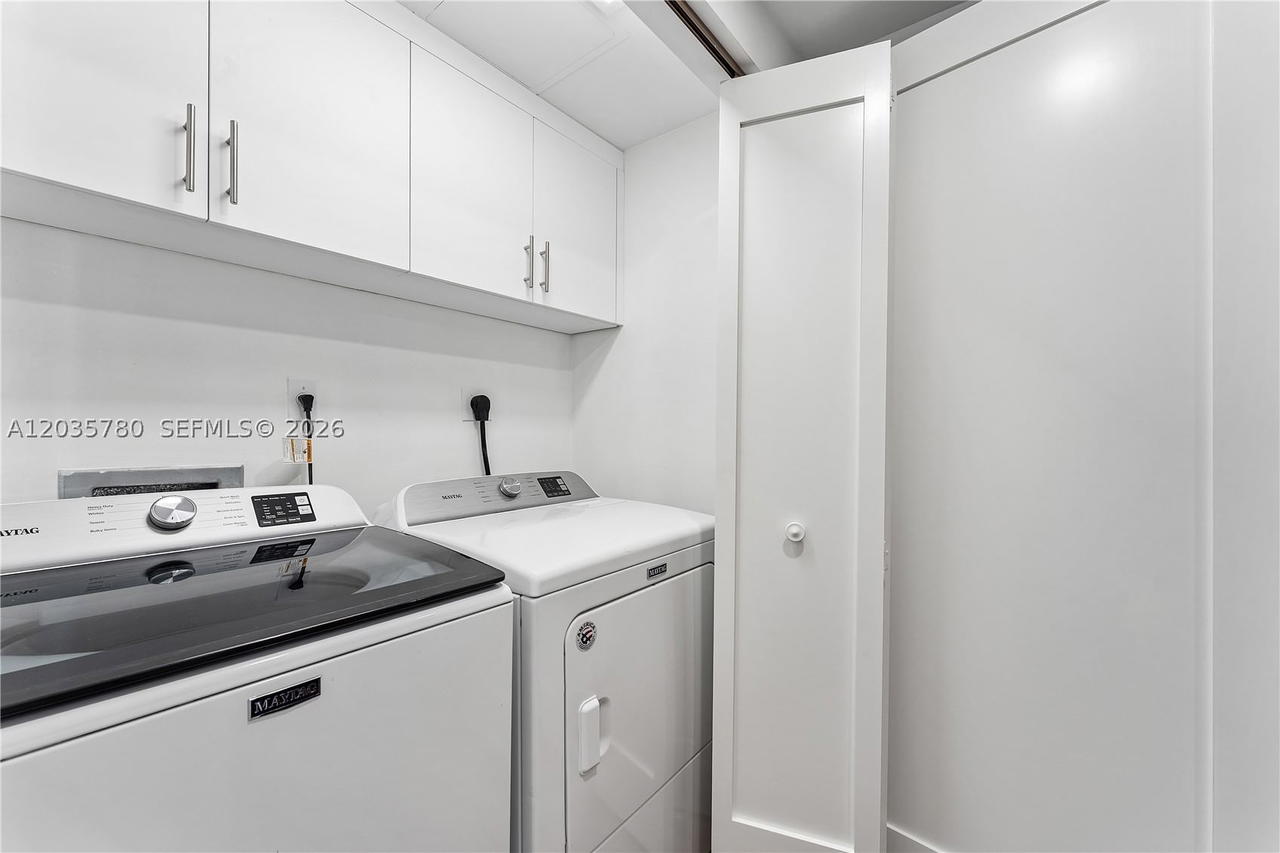 Real estate property located at 333 Las Olas Way #3503, Broward, Las Olas River House Cond, Fort Lauderdale, FL