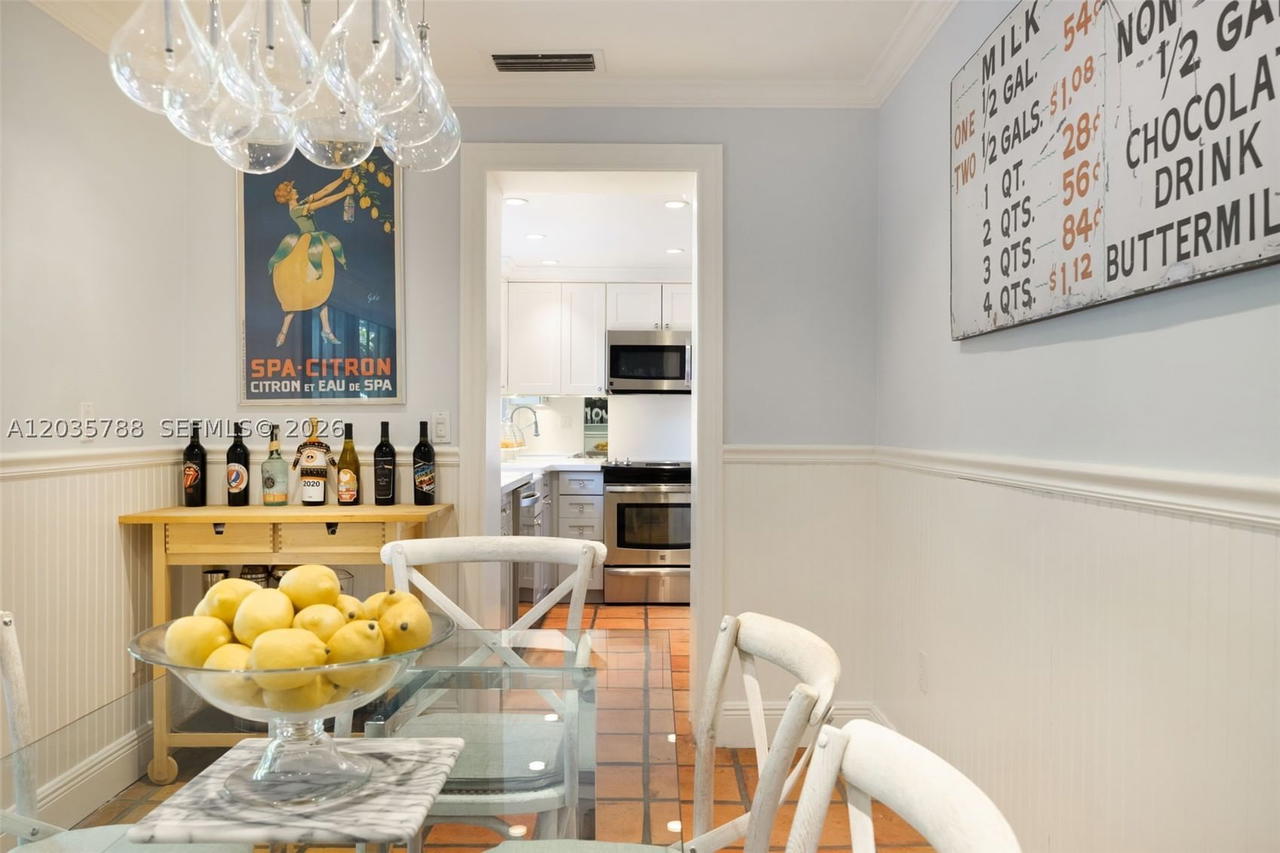 Real estate property located at 408 Viscaya Ave, Miami-dade, The French Village, Coral Gables, FL