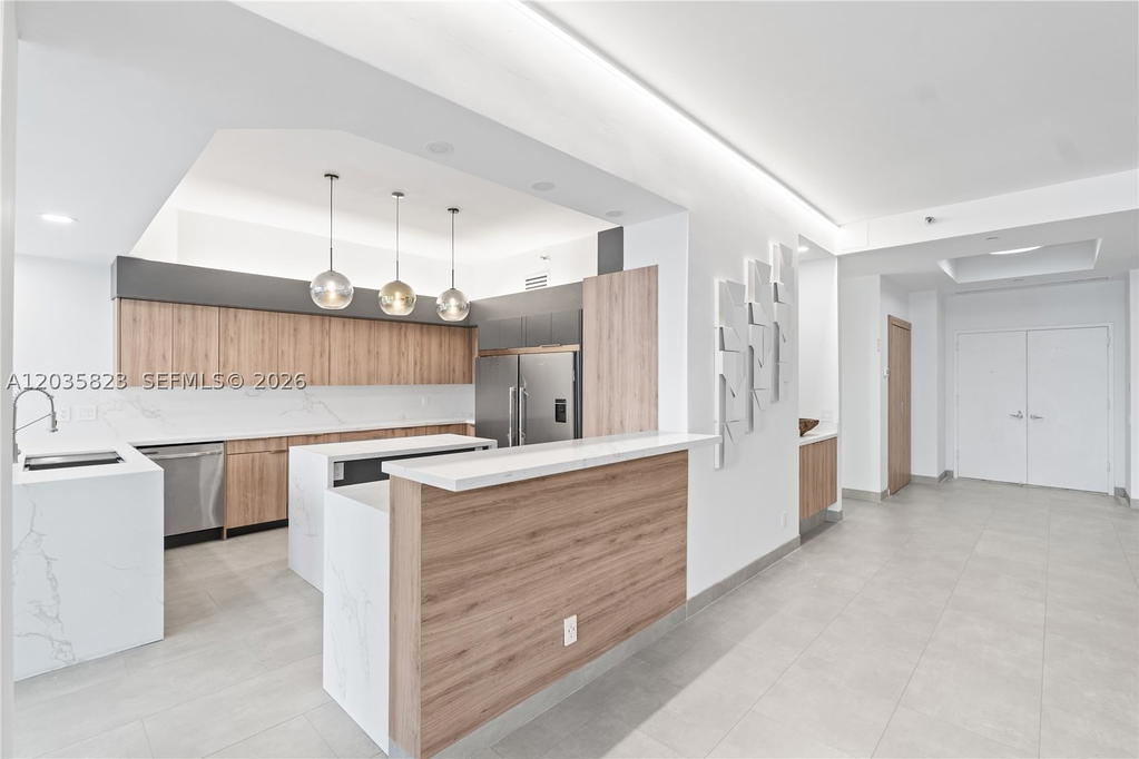 Real estate property located at 3801 207th St TH6, Miami-dade, One Island Place Condo 1, Aventura, FL