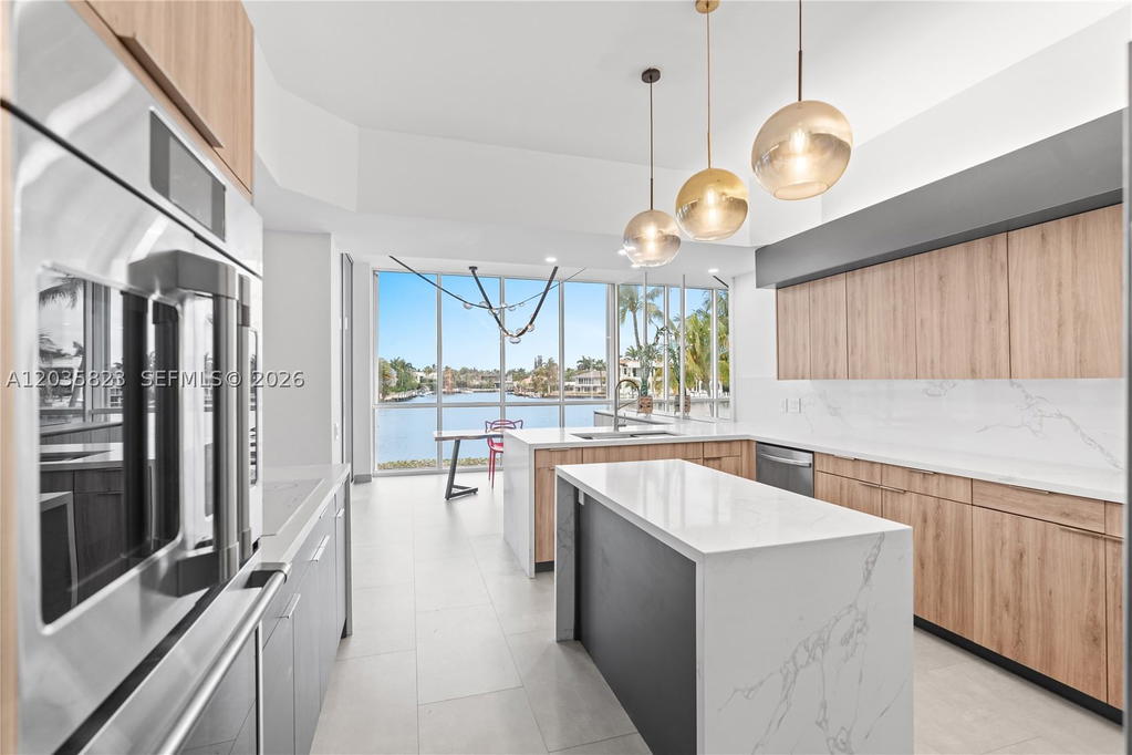 Real estate property located at 3801 207th St TH6, Miami-dade, One Island Place Condo 1, Aventura, FL