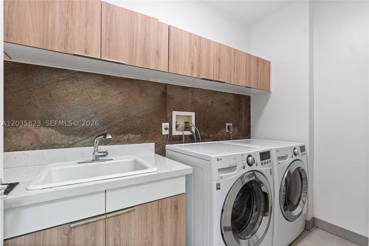 Real estate property located at 3801 207th St TH6, Miami-dade, One Island Place Condo 1, Aventura, FL