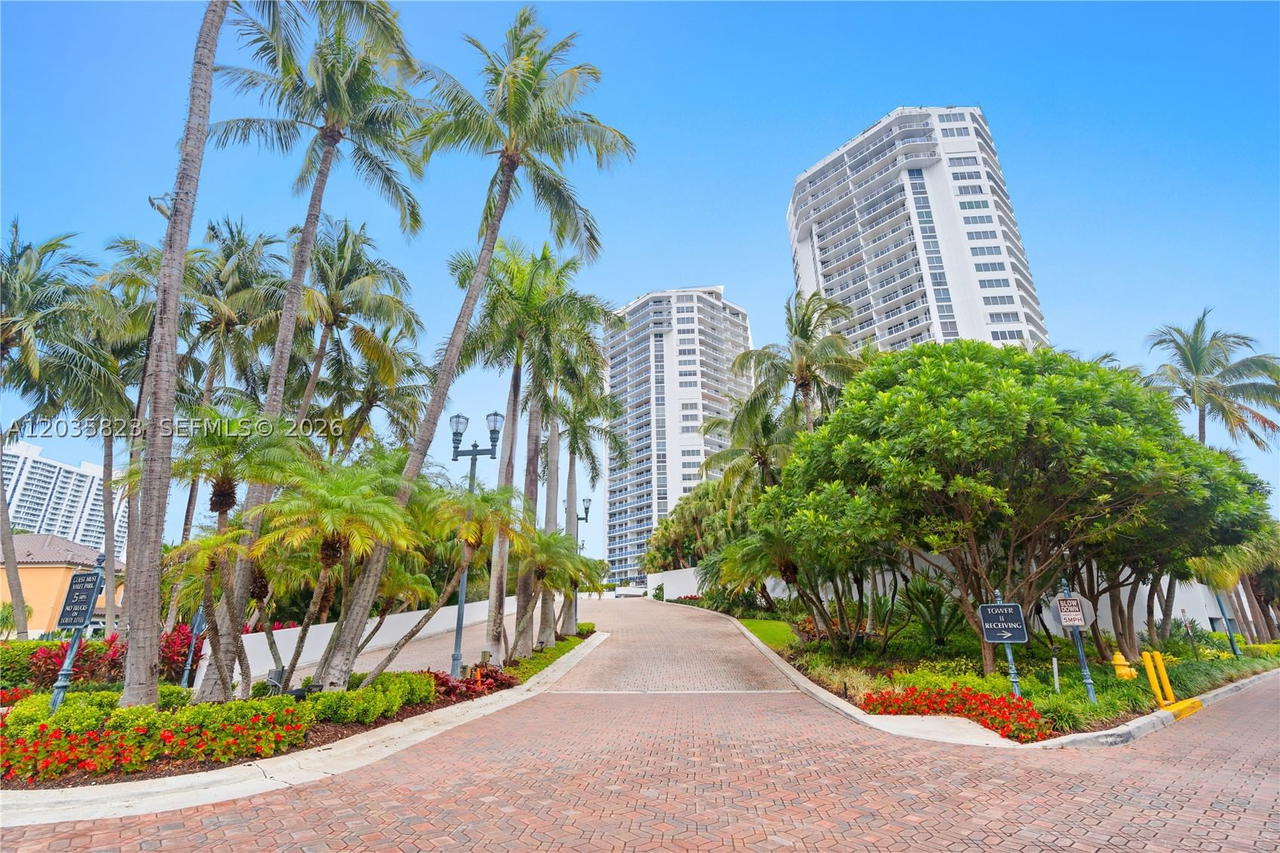 Real estate property located at 3801 207th St TH6, Miami-dade, One Island Place Condo 1, Aventura, FL