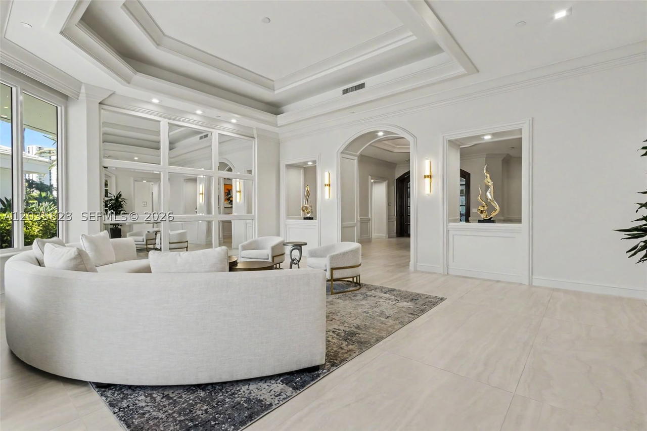 Real estate property located at 3801 207th St TH6, Miami-dade, One Island Place Condo 1, Aventura, FL