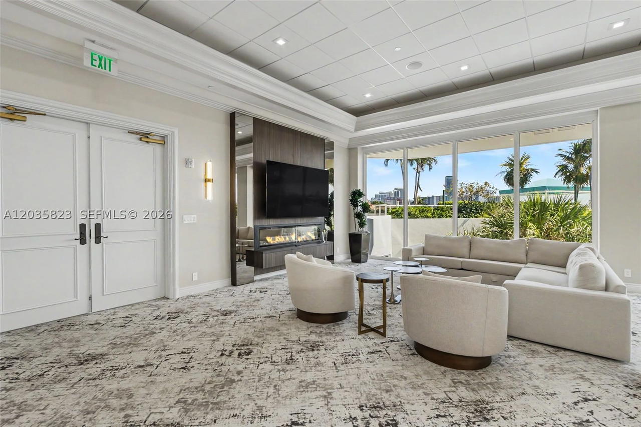 Real estate property located at 3801 207th St TH6, Miami-dade, One Island Place Condo 1, Aventura, FL