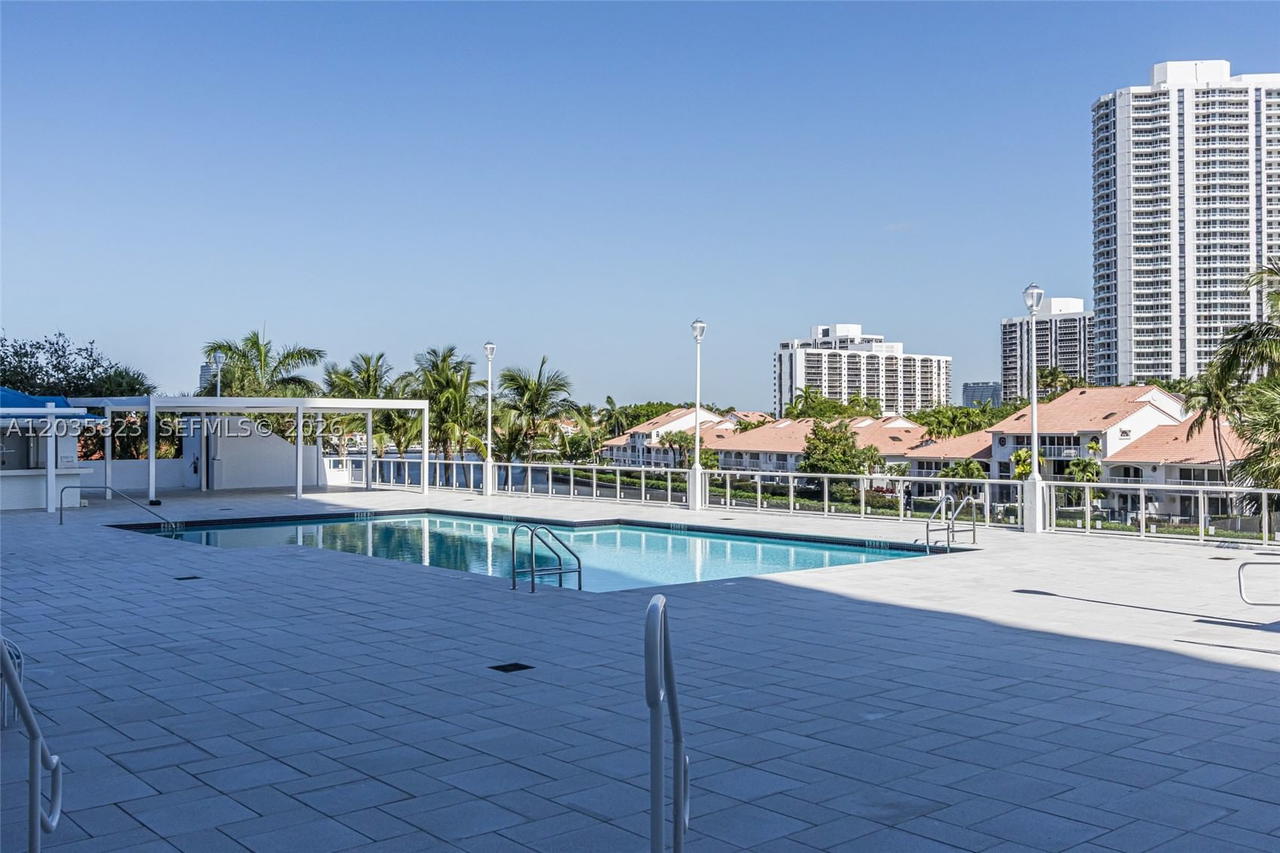 Real estate property located at 3801 207th St TH6, Miami-dade, One Island Place Condo 1, Aventura, FL