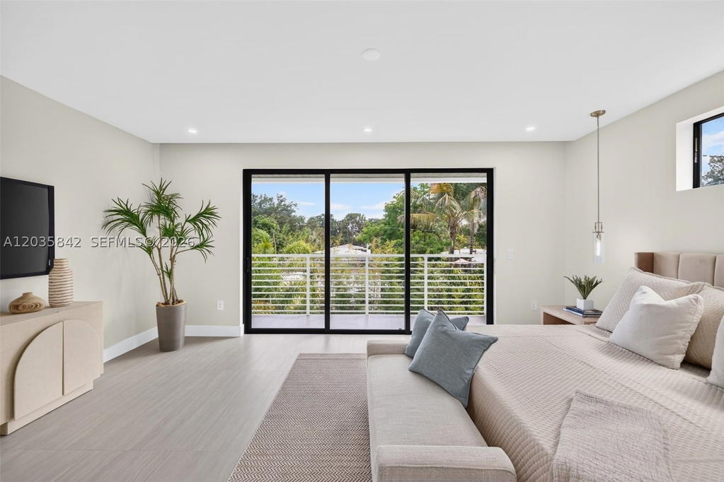 Real estate property located at 910 13th St, Broward, Everglade Land Sales Co, Fort Lauderdale, FL