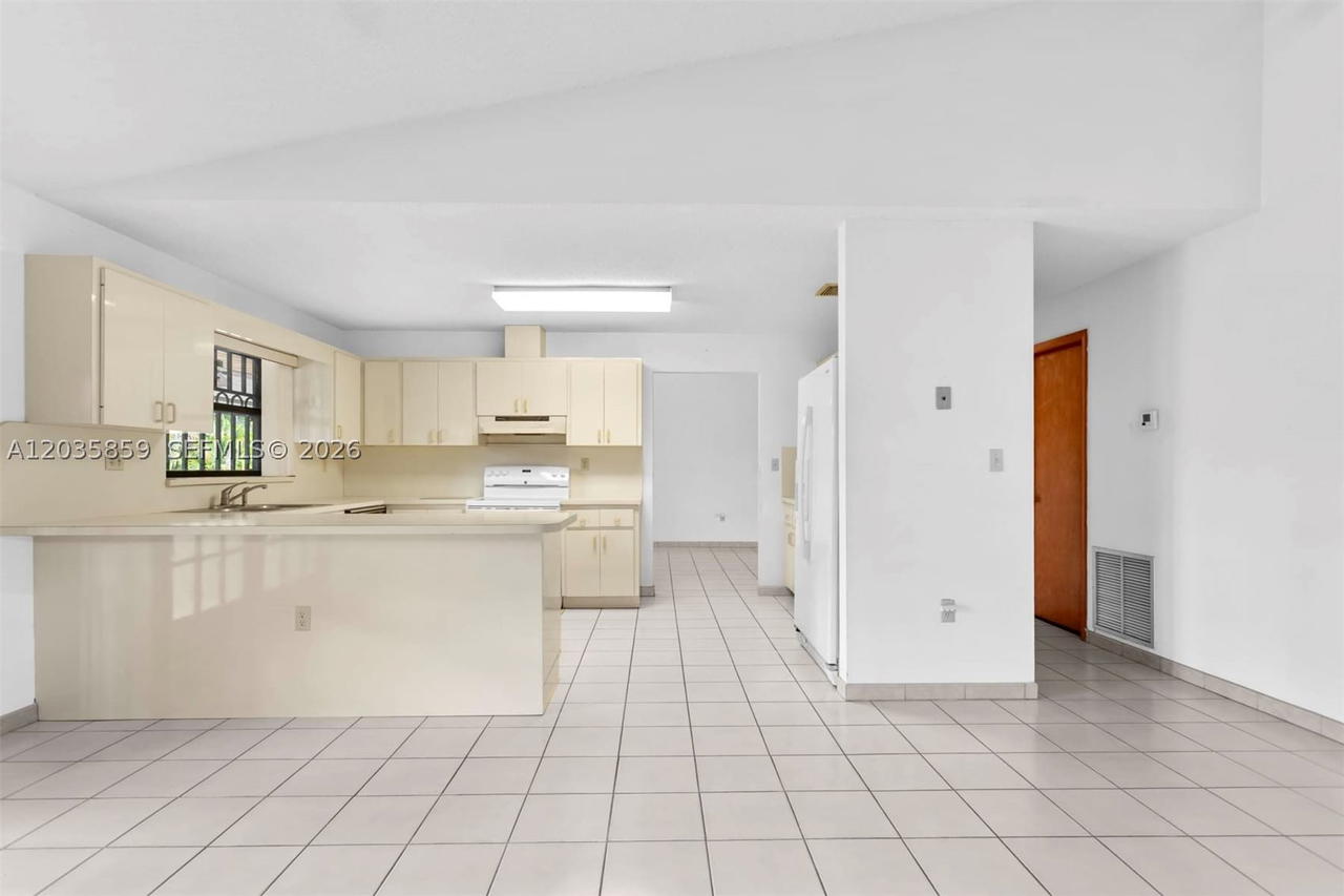Real estate property located at 320 136th Ave, Miami-dade, University Park West Sec, Miami, FL