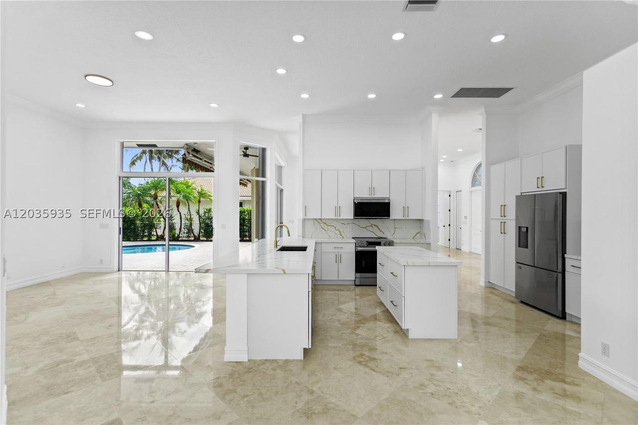Real estate property located at 11021 Redhawk St, Broward, Enclave 2nd Section, Plantation, FL