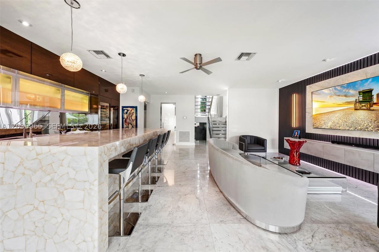 Real estate property located at 6944 Sunrise Ter, Miami-dade, Sunrise Harbour Rev Pl, Coral Gables, FL