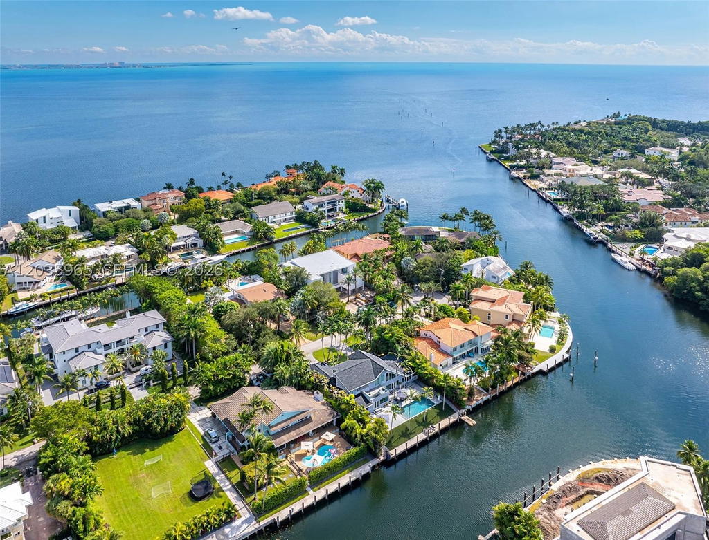Real estate property located at 6944 Sunrise Ter, Miami-dade, Sunrise Harbour Rev Pl, Coral Gables, FL
