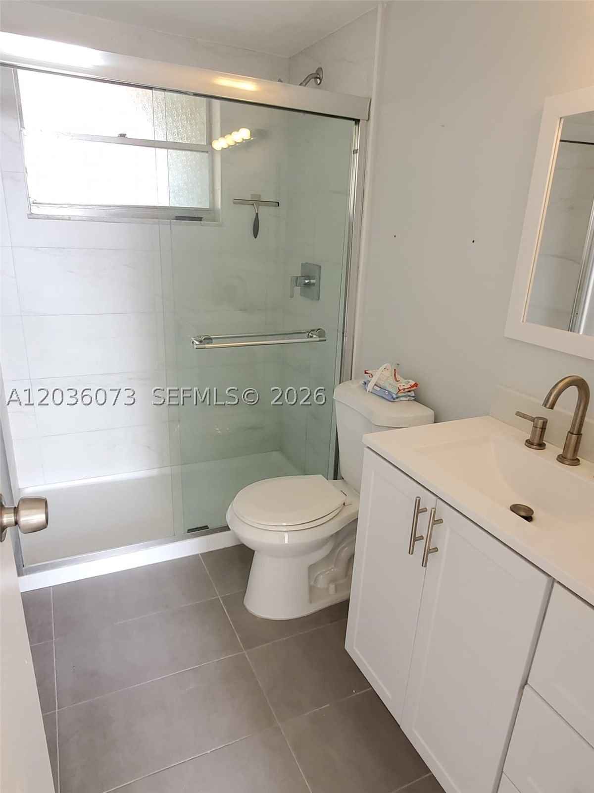Real estate property located at 7900 Tatum Waterway Dr #502, Miami-dade, Waterway Plaza Condo, Miami Beach, FL
