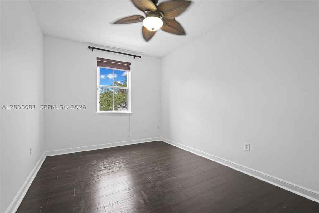 Real estate property located at 11258 47th Ln, Miami-dade, Biarritz Sub Phase 2, Doral, FL
